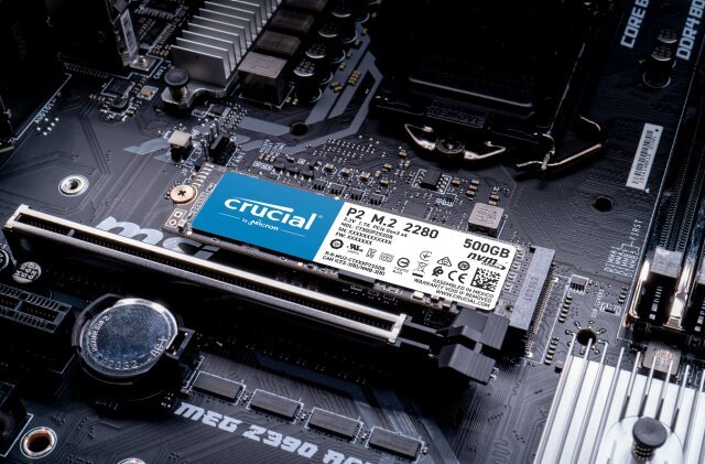 Crucial P2 SSD M.2 1TB NVMe - obrázek č. 0