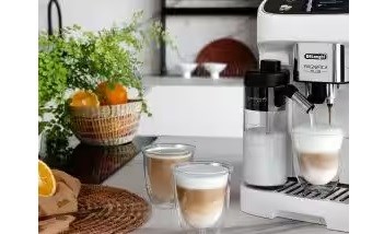 De'Longhi Magnifica Plus automatické čištění