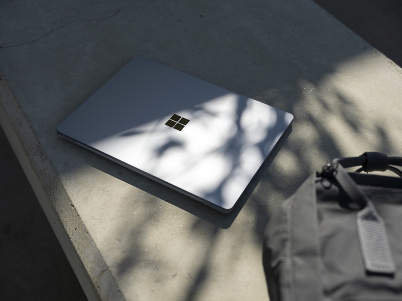 Microsoft Surface Laptop Go (21K-00009) - obrázek č. 0