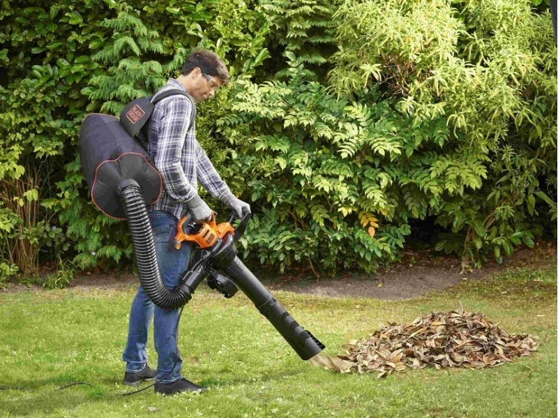 Vysavač listí Black-Decker BEBLV300 - obrázek č. 1